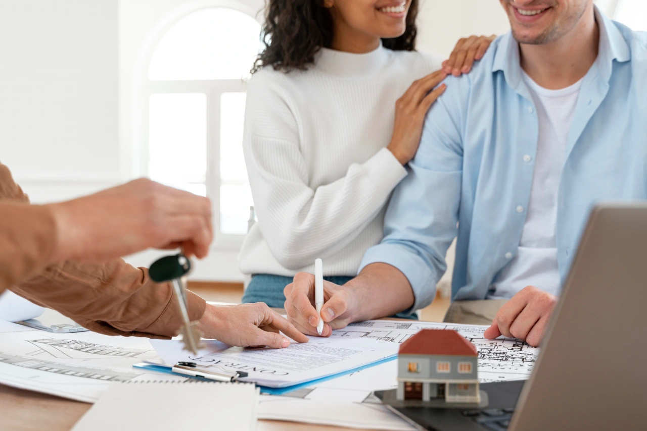 Consórcio Imobiliário ou Financiamento? Descubra Qual Dá Menos Juros e Mais Vantagens!